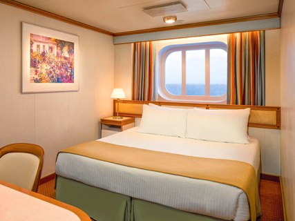 Каюта с окном